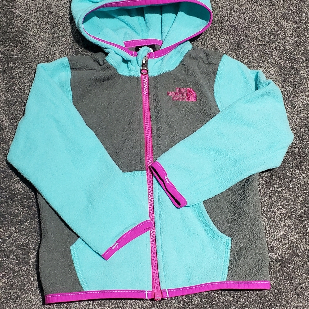 North Face fleece zip up with hoodok